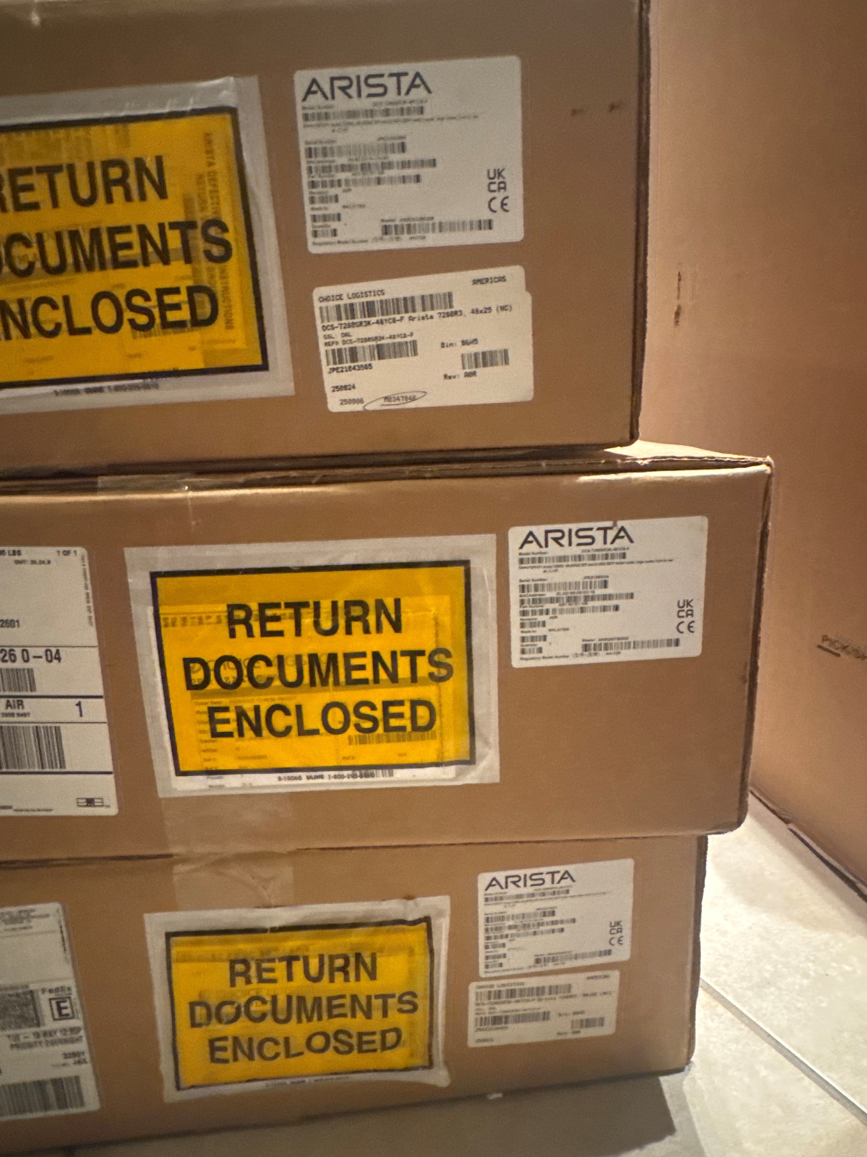 Arista DCS-7280SR3K-48YC8-F 48x25GbE SFP + 8x100G QSFP Switch Router *NEW*